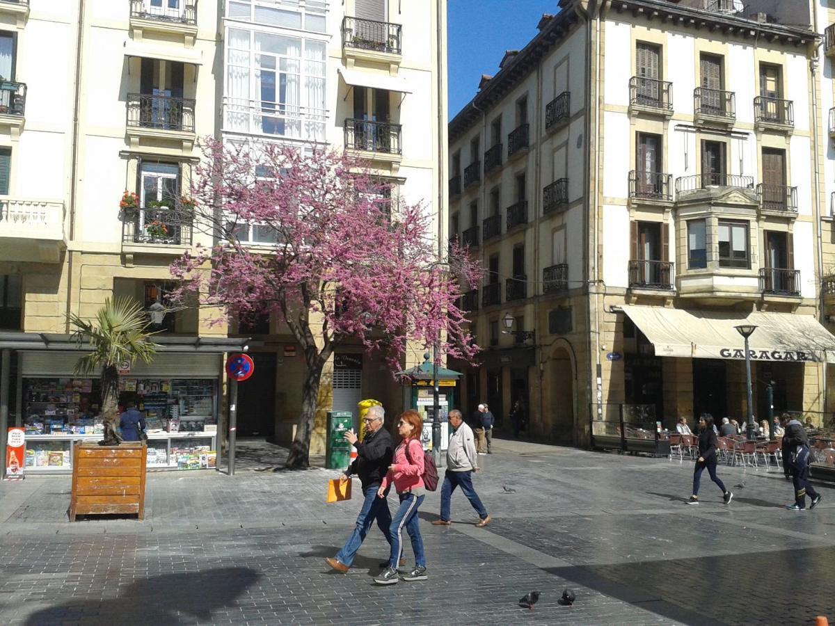 Apartamento El Reloj San Sebastián Esterno foto
